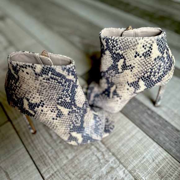 Steve Madden Open Toe Booties - Picture 2 of 5